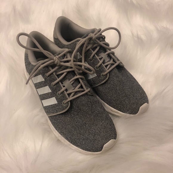 Adidas Tennis Shoes - Picture 1 of 2